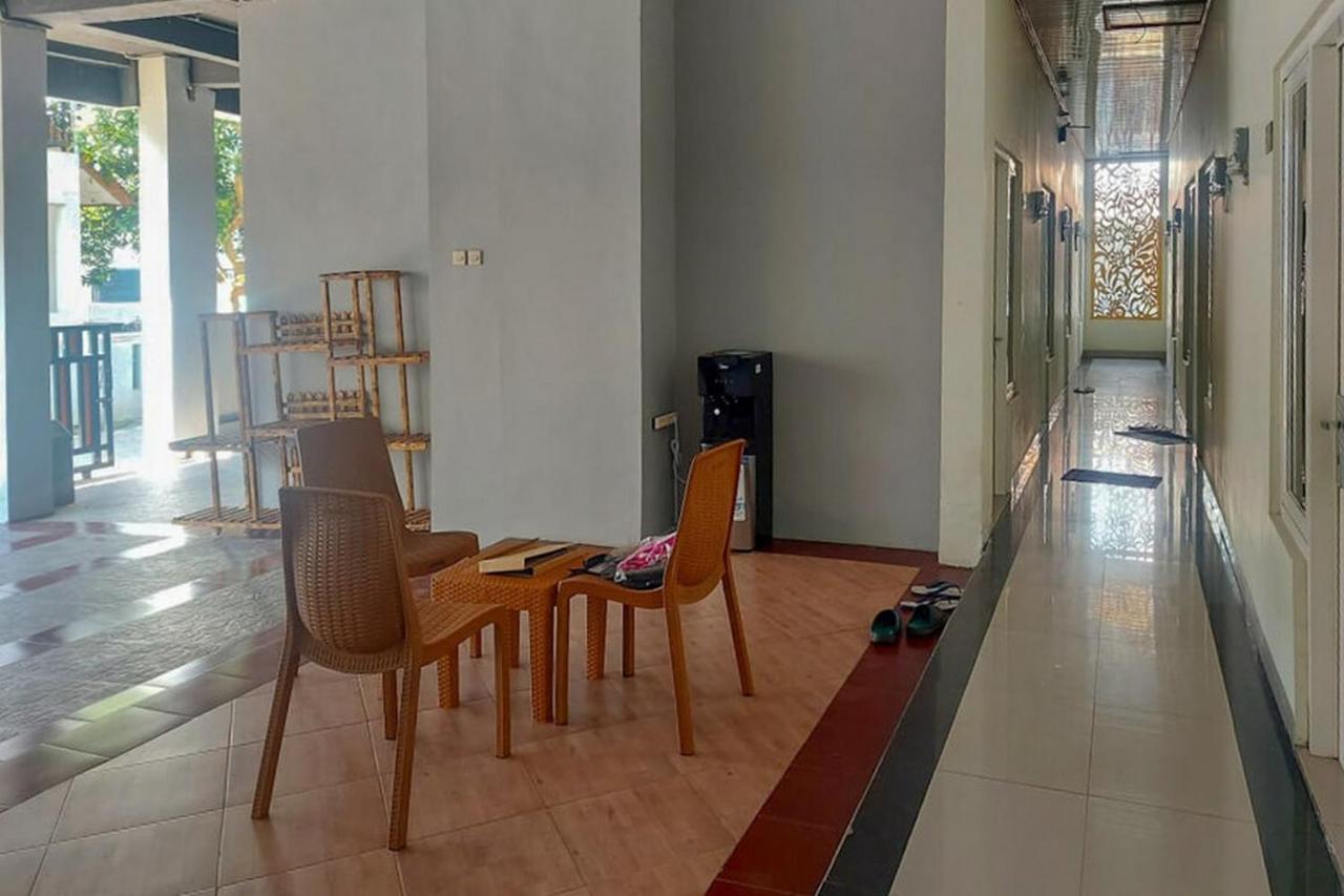 Koolkost @ Jalan Tirto Agung Hotell Srondolwetan Exteriör bild